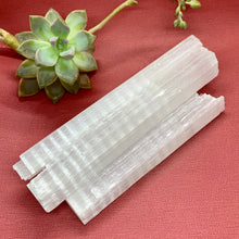 Load image into Gallery viewer, Satin Spar Wands